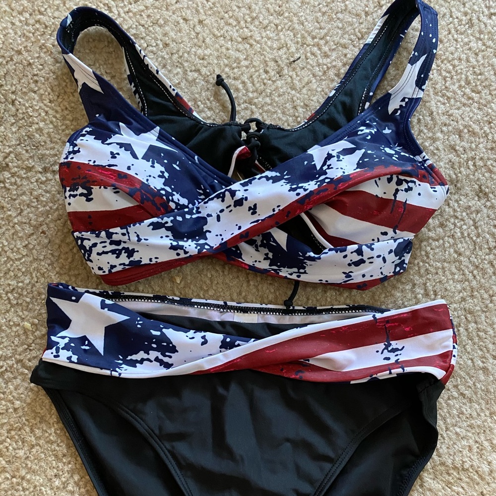 American flag bathing suit sz M